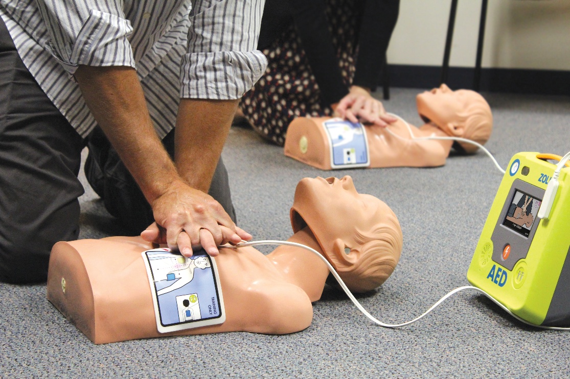 Uporaba AED naprave
